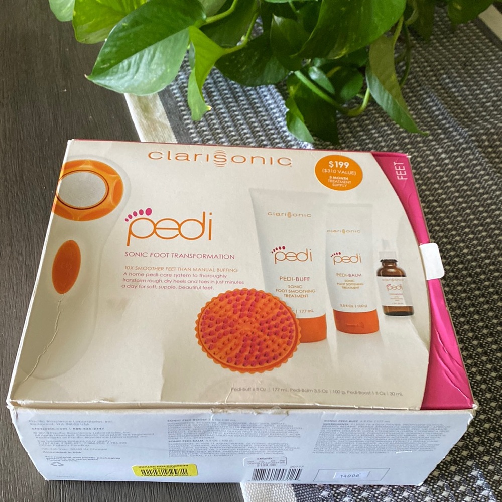 Clarisonic pedi